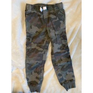 Boys camouflage cargo pants